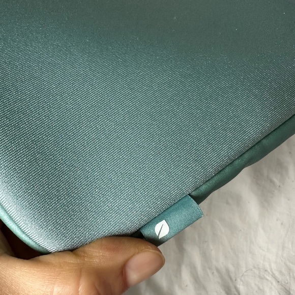 Incase laptop IPad tablet case - Picture 2 of 6